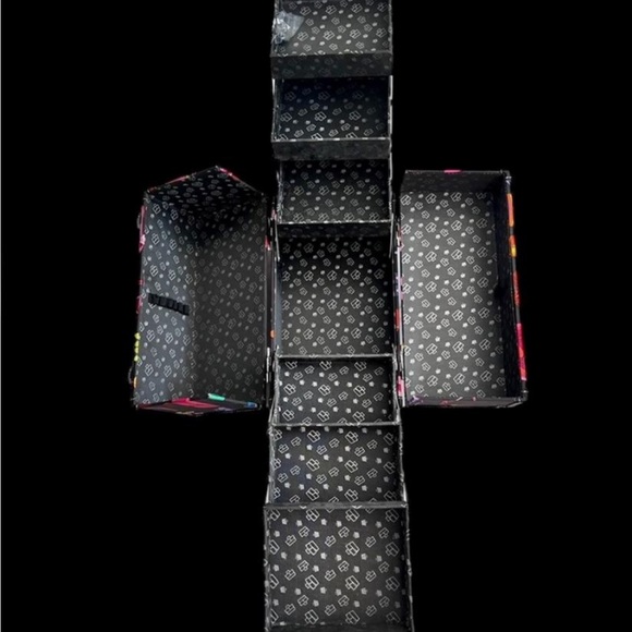 CABOODLES TRAIN CASE w/ KEY MAKEUP SHOE MOTIF FOLD OUT ORGANIZER - Picture 11 of 13